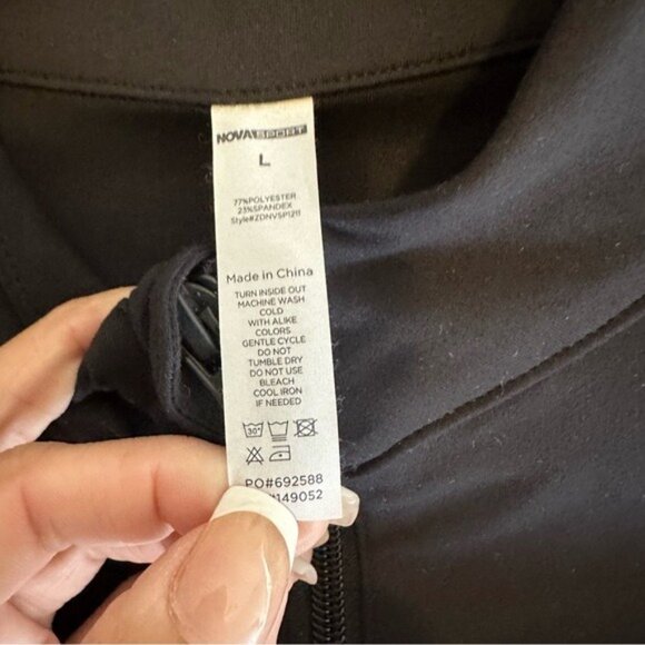 Fashion Nova Black Trail Trek Super Soft Active Romper Size Large – Athleisure - Picture 9 of 10